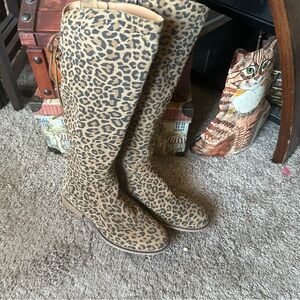 Dingo Tan Leather Boots